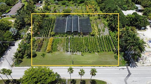 1 Acre of Commercial Land for Lease in Miami, Florida