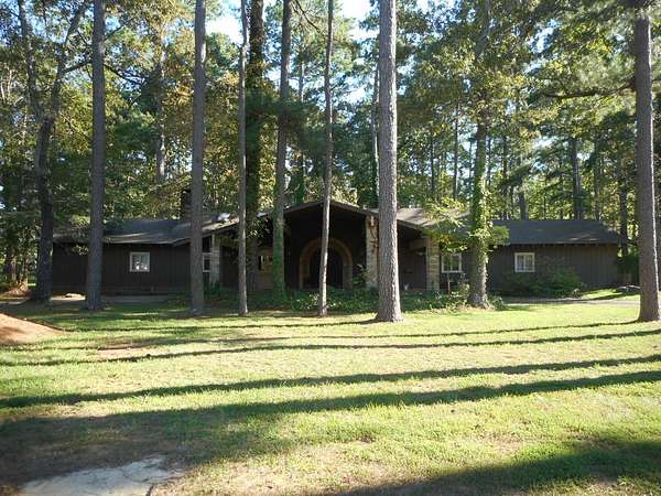 2.19 Acres of Land with Home for Sale in Springhill, Louisiana