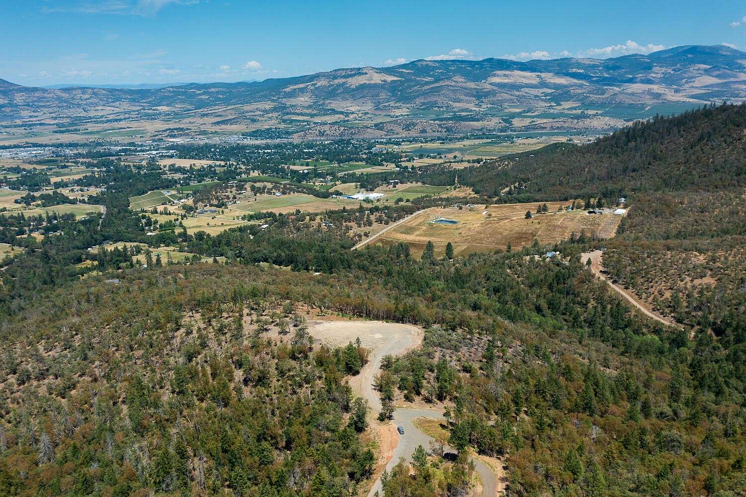 15 Acres of Land for Sale in Medford, Oregon
