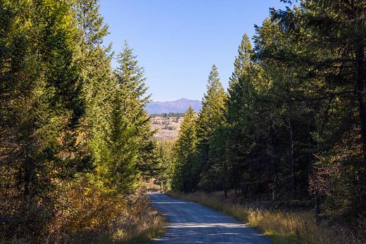 99.8 Acres of Land for Sale in Eureka, Montana
