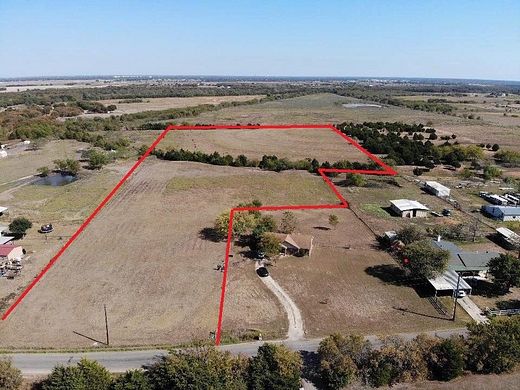 10.4 Acres of Improved Commercial Land for Sale in Royse City, Texas