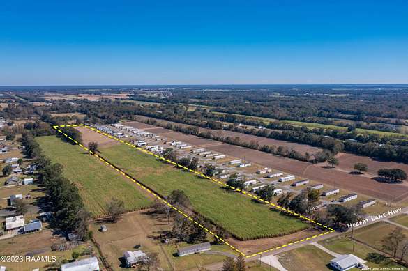 17.4 Acres of Land for Sale in St. Martinville, Louisiana