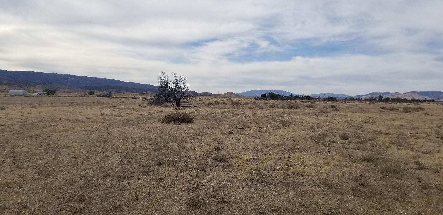 5 Acres of Residential Land for Sale in Fairmont, California