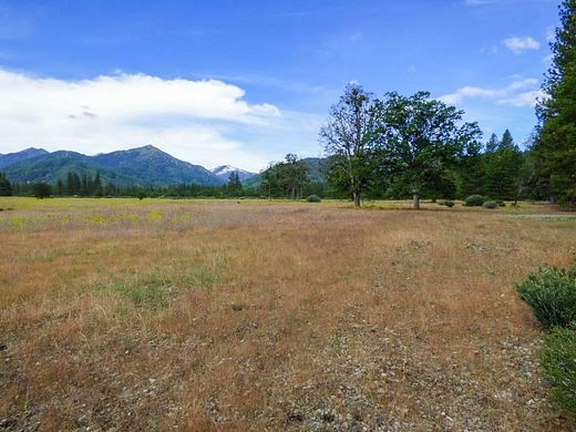 10.4 Acres of Recreational Land for Sale in Greenview, California