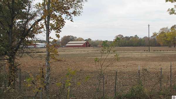 64.8 Acres of Land for Sale in Paducah, Kentucky