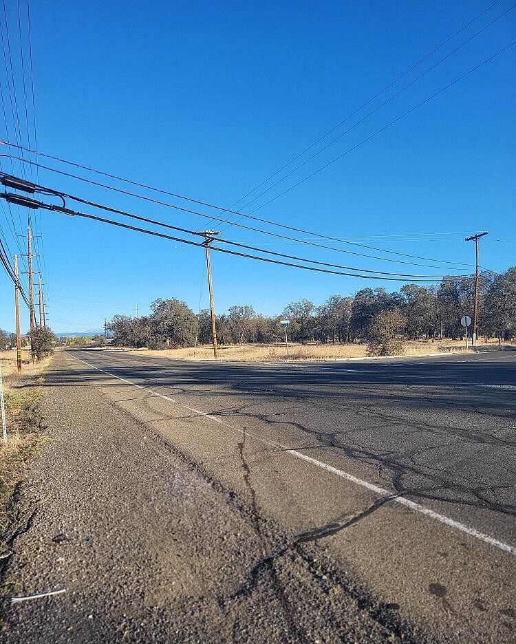 2.5 Acres of Commercial Land for Sale in Redding, California