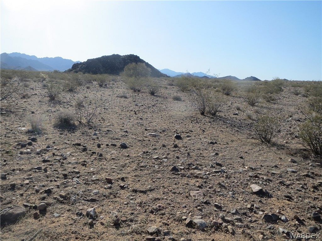 4.5 Acres of Land for Sale in Yucca, Arizona