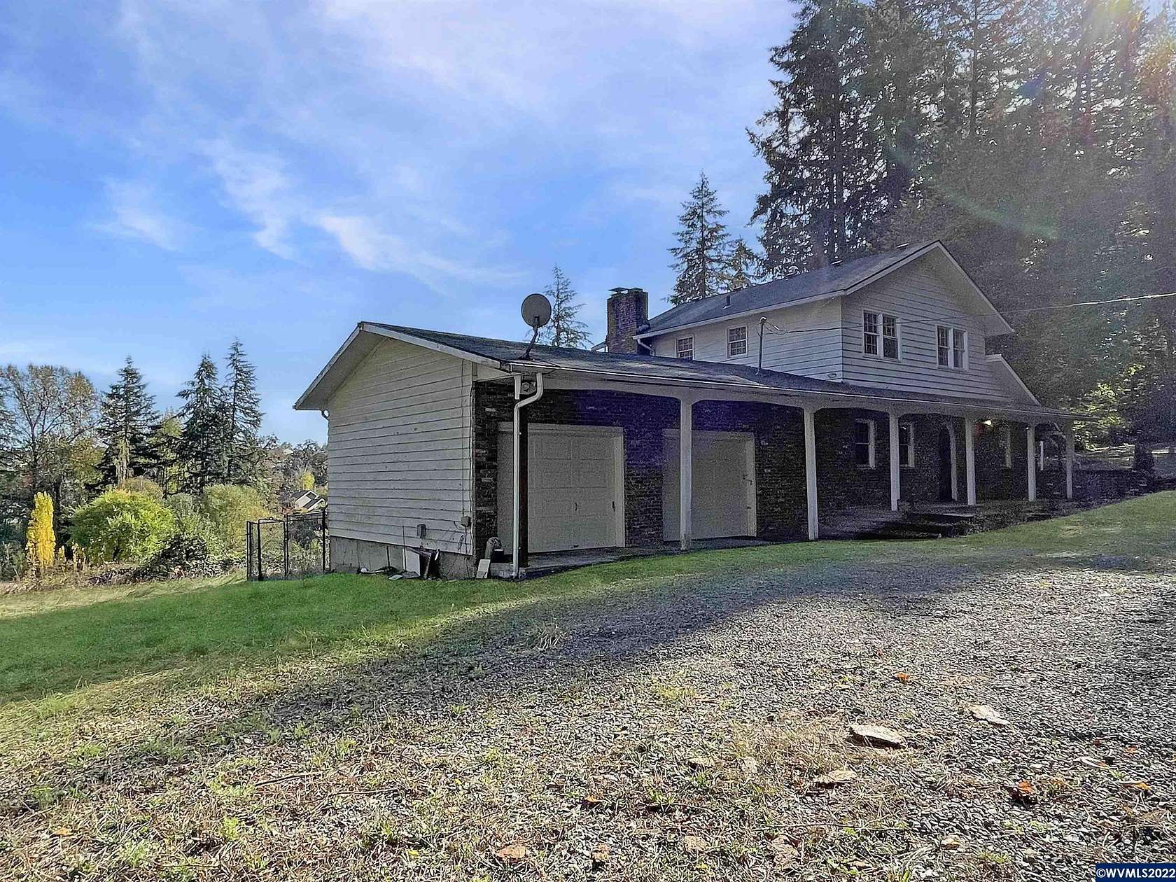 5.35 Acres of Land with Home for Sale in Salem, Oregon