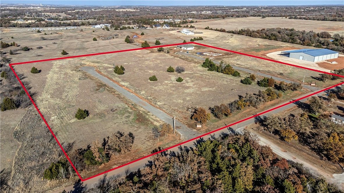 1.6 Acres of Residential Land for Sale in Guthrie, Oklahoma