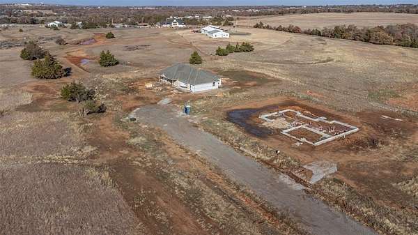 1.55 Acres of Residential Land for Sale in Guthrie, Oklahoma