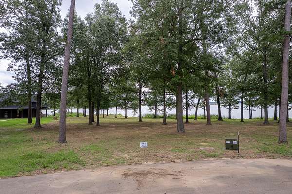0.85 Acres of Residential Land for Sale in Mount Vernon, Texas