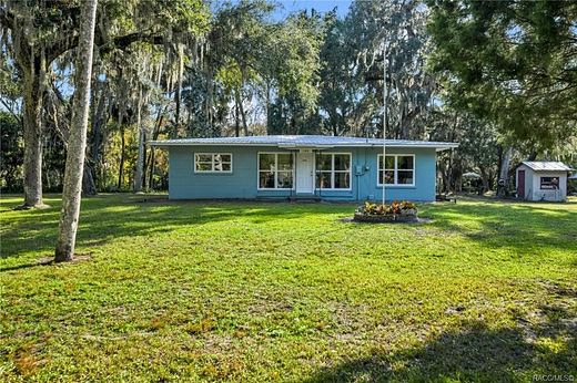 2.5 Acres of Residential Land with Home for Sale in Inglis, Florida