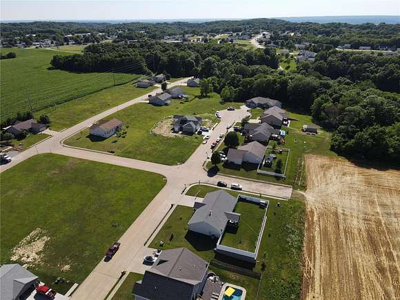 10.95 Acres of Land for Sale in Valmeyer, Illinois