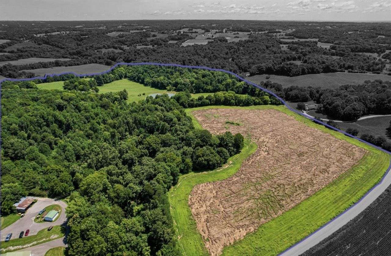 140 Acres of Agricultural Land for Sale in Edmonton, Kentucky