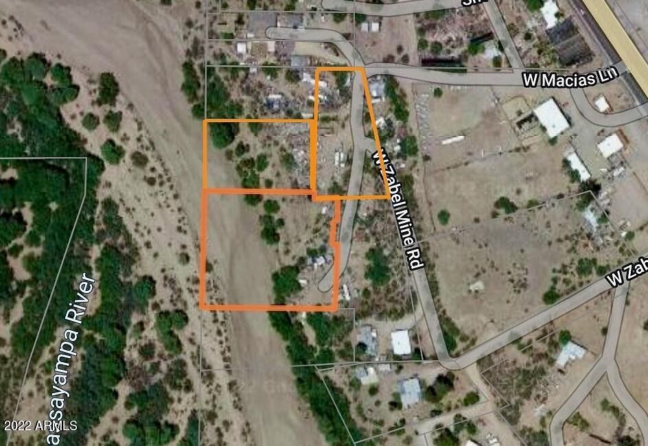 4 Acres of Residential Land with Home for Sale in Wickenburg, Arizona