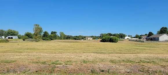 2.3 Acres of Residential Land for Sale in Prathersville, Missouri