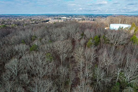 10 Acres of Residential Land for Sale in Cleveland, Tennessee