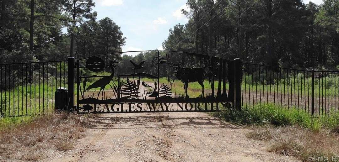 8.47 Acres of Residential Land for Sale in Lewisville, Arkansas