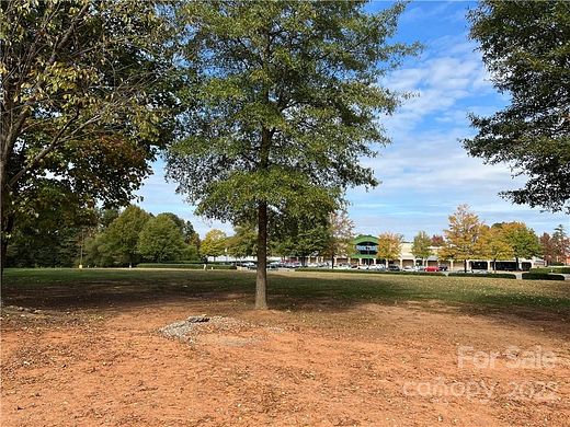 1.5 Acres of Commercial Land for Sale in Charlotte, North Carolina