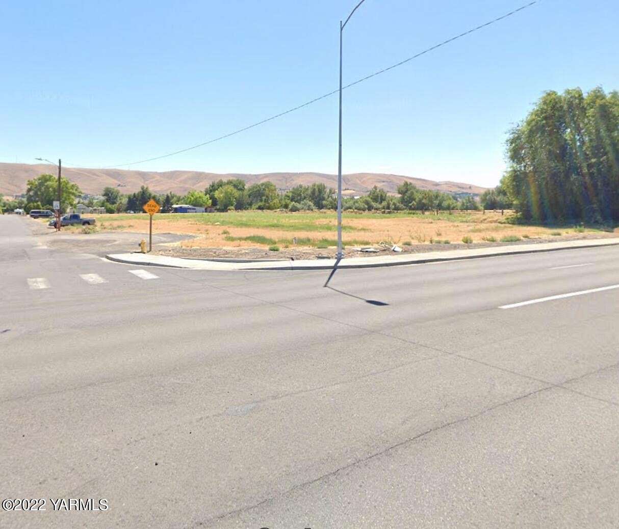 2.3 Acres of Commercial Land for Sale in Union Gap, Washington