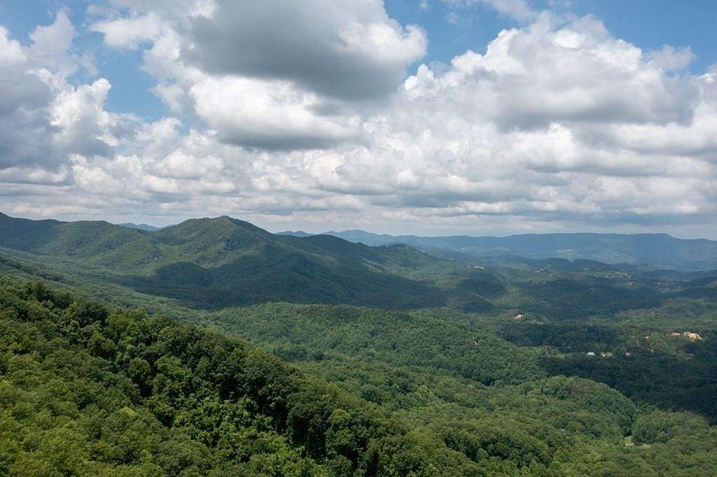 2.7 Acres of Residential Land for Sale in Gatlinburg, Tennessee