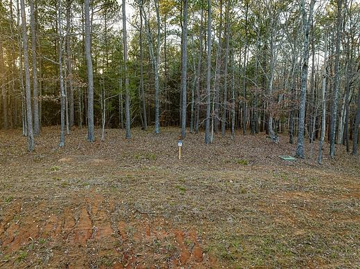 1.4 Acres of Residential Land for Sale in Huntingdon, Tennessee