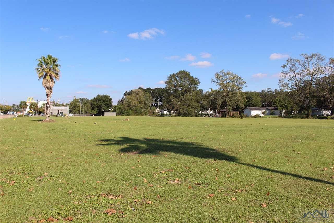 5.05 Acres of Commercial Land for Sale in Houma, Louisiana