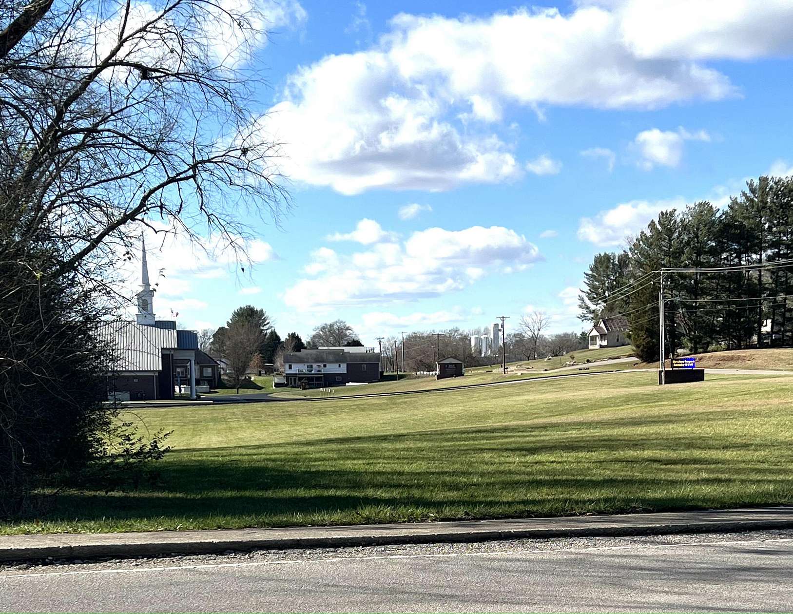 0.95 Acres of Commercial Land for Sale in Somerset, Kentucky