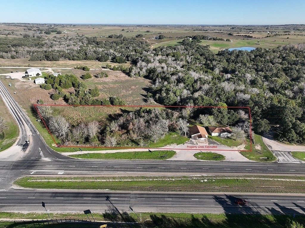 3 Acres of Improved Mixed-Use Land for Sale in Brenham, Texas