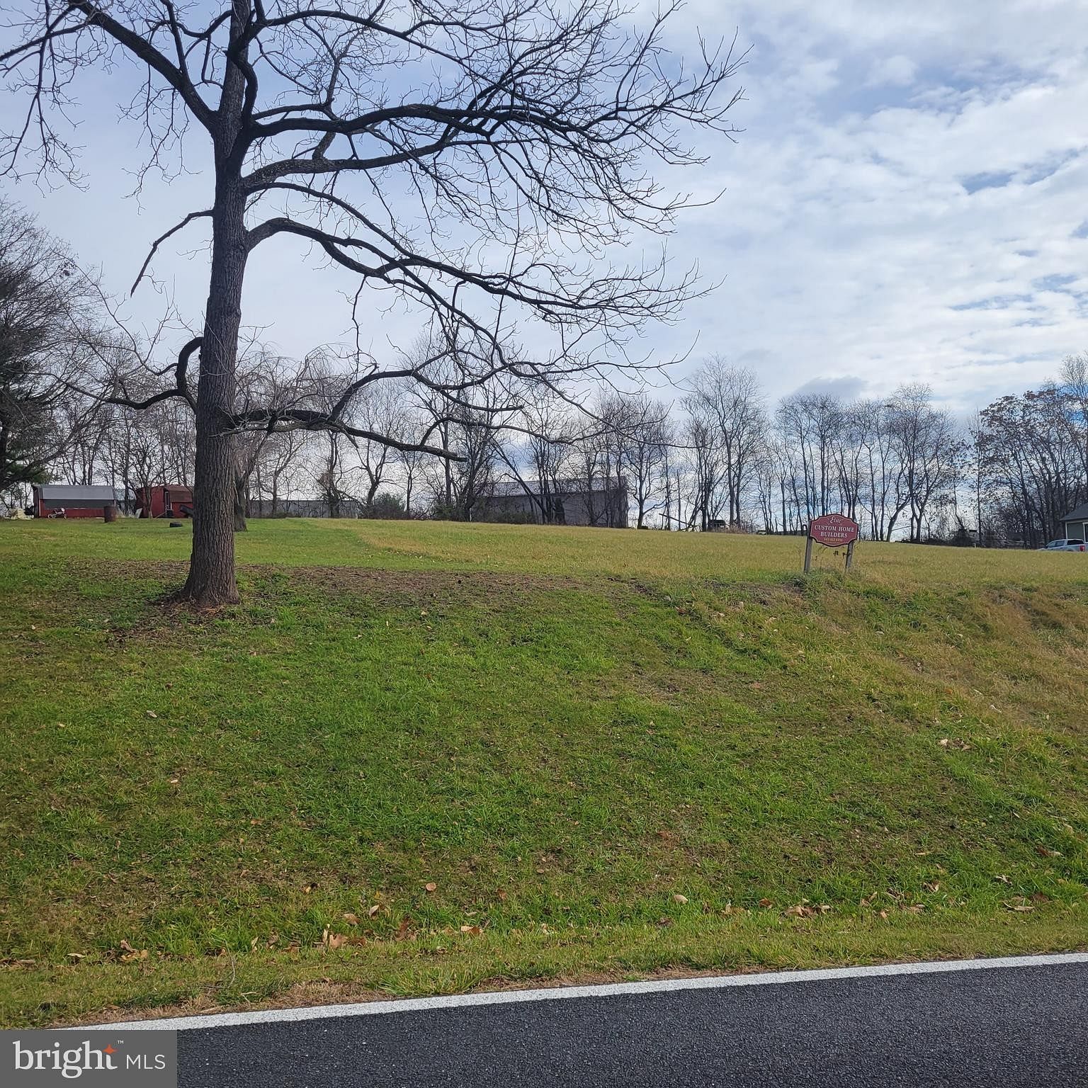 1.2 Acres of Residential Land for Sale in New Windsor, Maryland