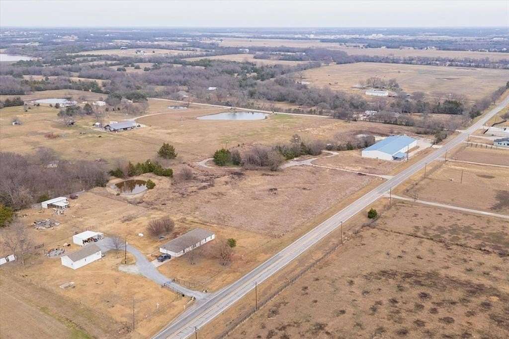 5.1 Acres of Land for Sale in Leonard, Texas
