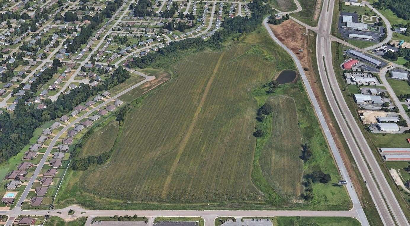 10 Acres of Mixed-Use Land for Sale in Jackson, Tennessee