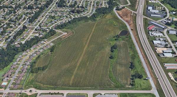 10 Acres of Mixed-Use Land for Sale in Jackson, Tennessee