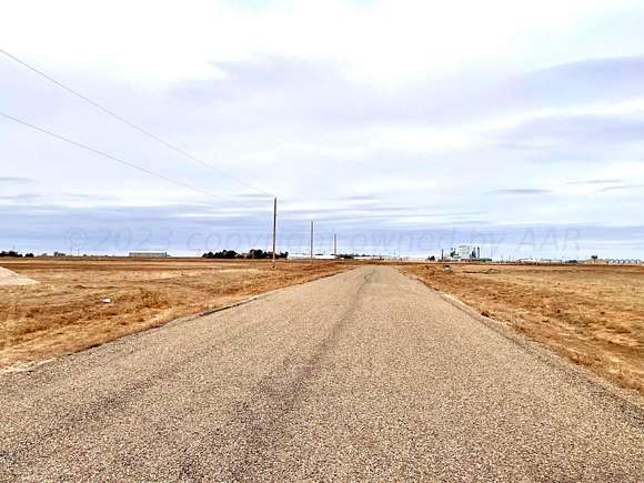 6 Acres of Land for Sale in Dumas, Texas