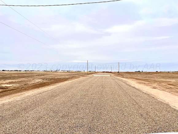 1.5 Acres of Residential Land for Sale in Dumas, Texas