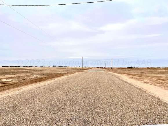 1.47 Acres of Residential Land for Sale in Dumas, Texas