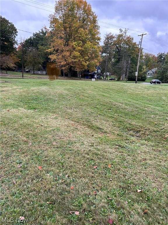 0.49 Acres of Commercial Land for Sale in Youngstown, Ohio