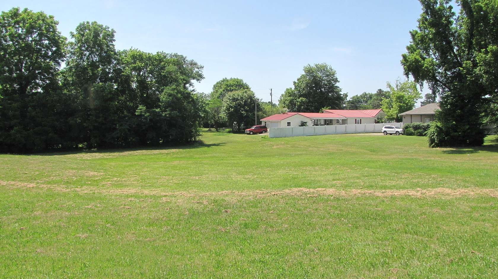 1.1 Acres of Mixed-Use Land for Sale in Benton, Kentucky
