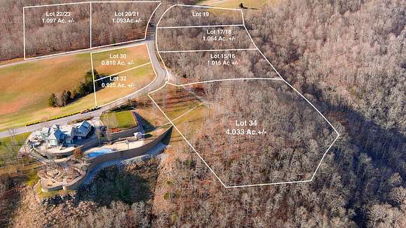 1 Acre of Residential Land for Sale in Albany, Kentucky