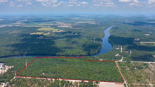85.3 Acres of Land for Sale in Bell, Florida