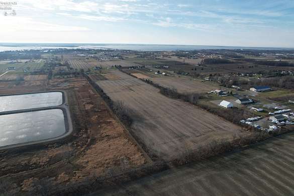 12 Acres of Commercial Land for Sale in Marblehead, Ohio