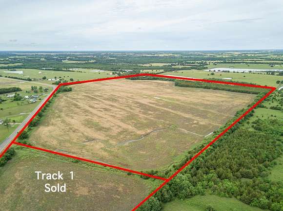 3.1 Acres of Land for Sale in Paris, Texas