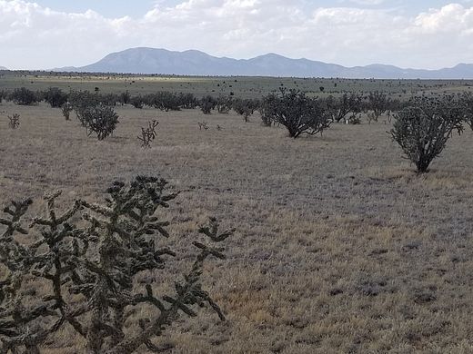 13.3 Acres of Land for Sale in Edgewood, New Mexico