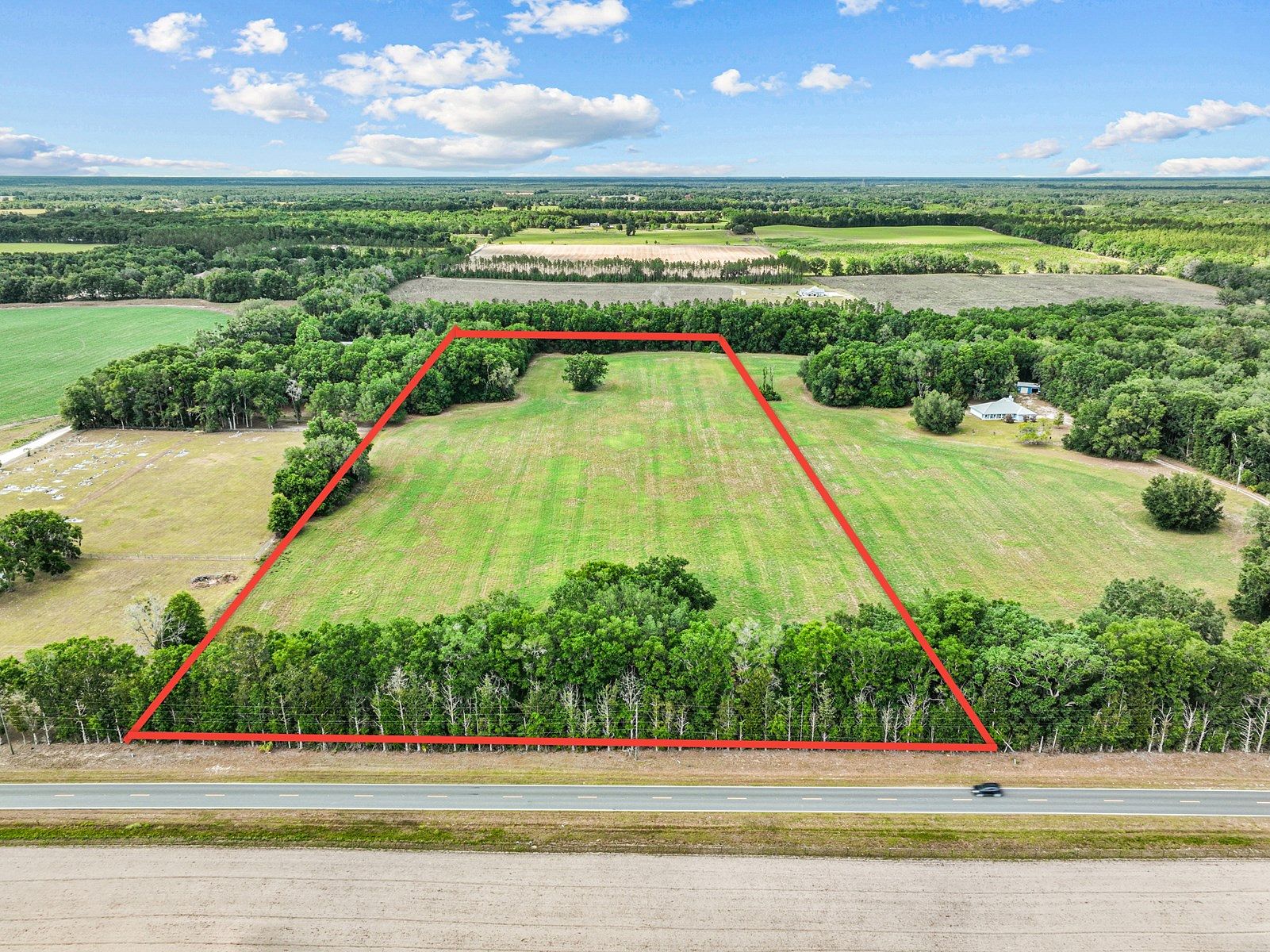 15.4 Acres of Land for Sale in Bell, Florida