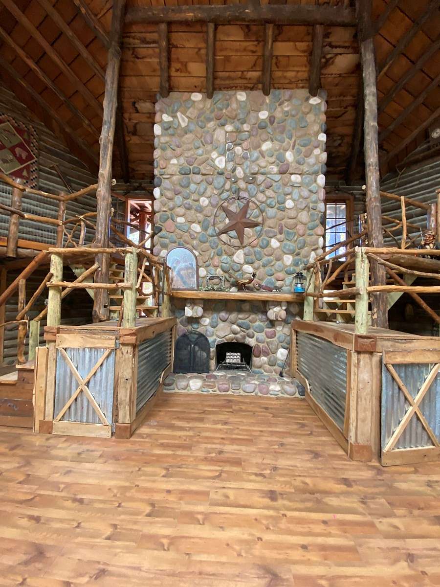 167 Acres of Land for Sale in Doniphan, Missouri