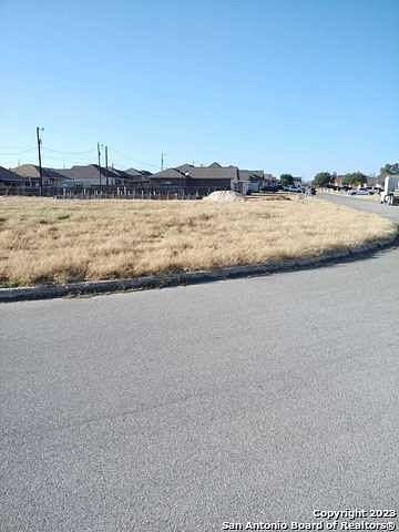 0.28 Acres of Residential Land for Sale in Floresville, Texas