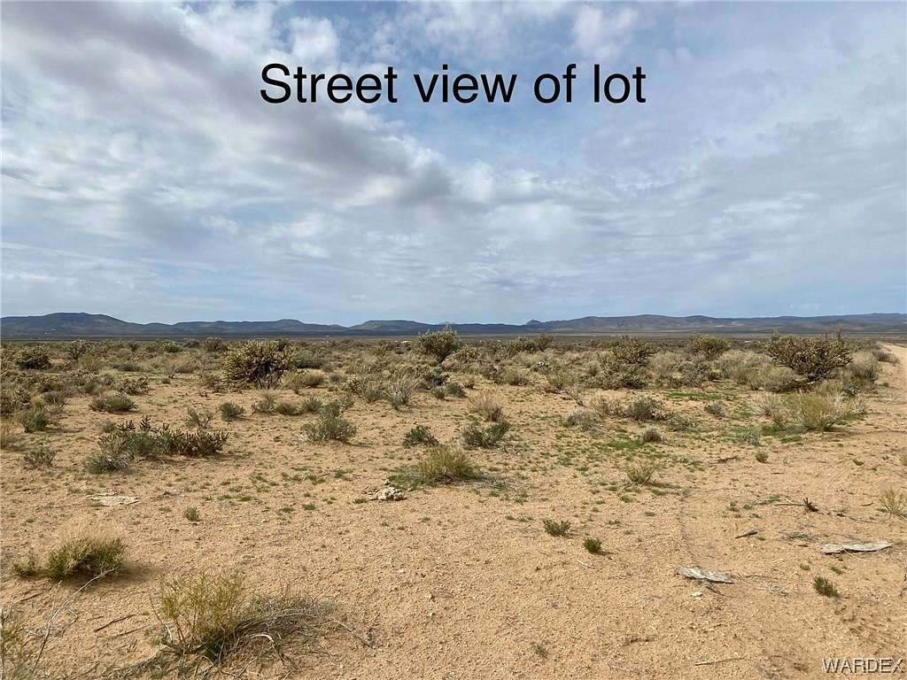 10 Acres of Land for Sale in Dolan Springs, Arizona