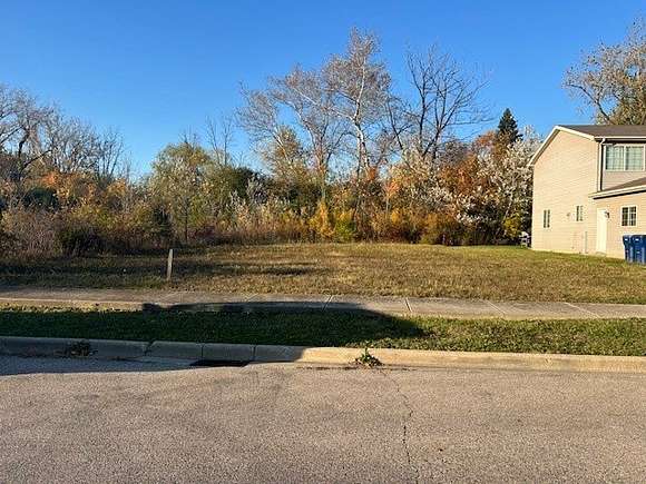 0.58 Acres of Residential Land for Sale in Waukegan, Illinois