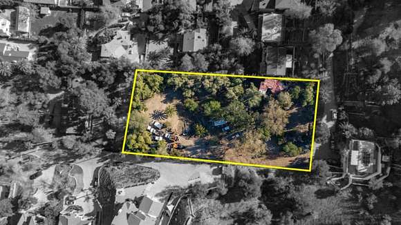 0.93 Acres of Land for Sale in Sunland, California