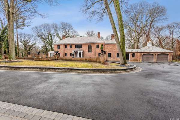 2.2 Acres of Land with Home for Sale in Laurel Hollow, New York